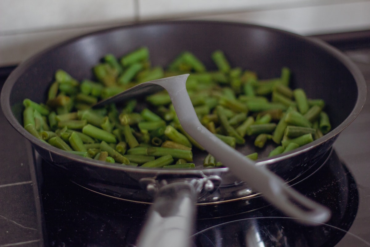 Slow cooker method for nutrients